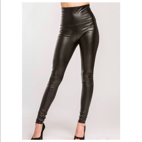 Pants - 🤩RESTOCK! Liquid Leggings!